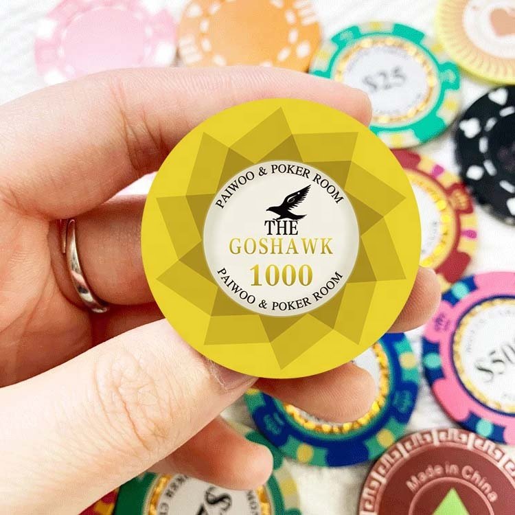 Professional 200pcs Ceramic Poker Chips Set with Storage Case for Casinos