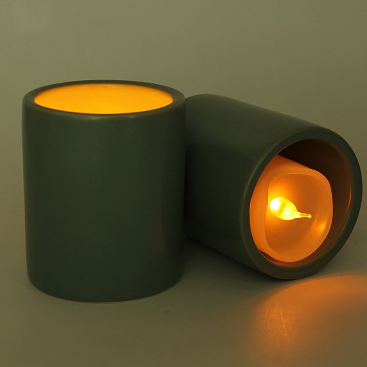 Minimalism style home decoration pieces matte custom logo wedding decor white ceramic candle jar with lid