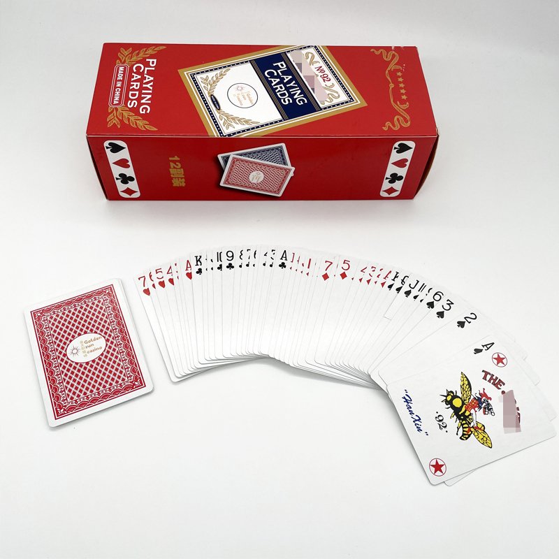 Custom Logo Playing Cards Poker Plastic Poker Cards Print Poker Chip Set For Entertainment
