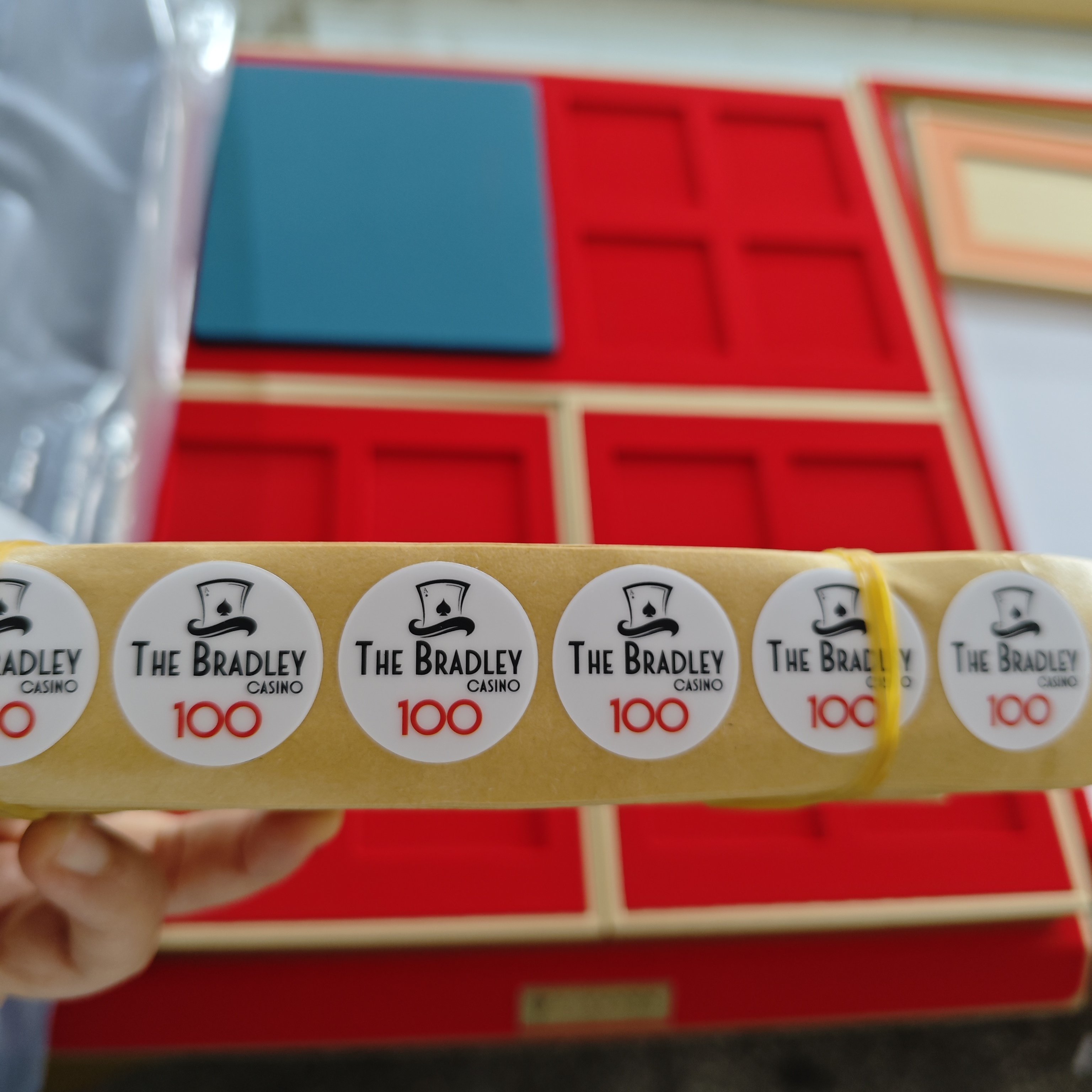 Professional casino quality pvc plastic labels stickers inlay abs clay or ceramic poker chips