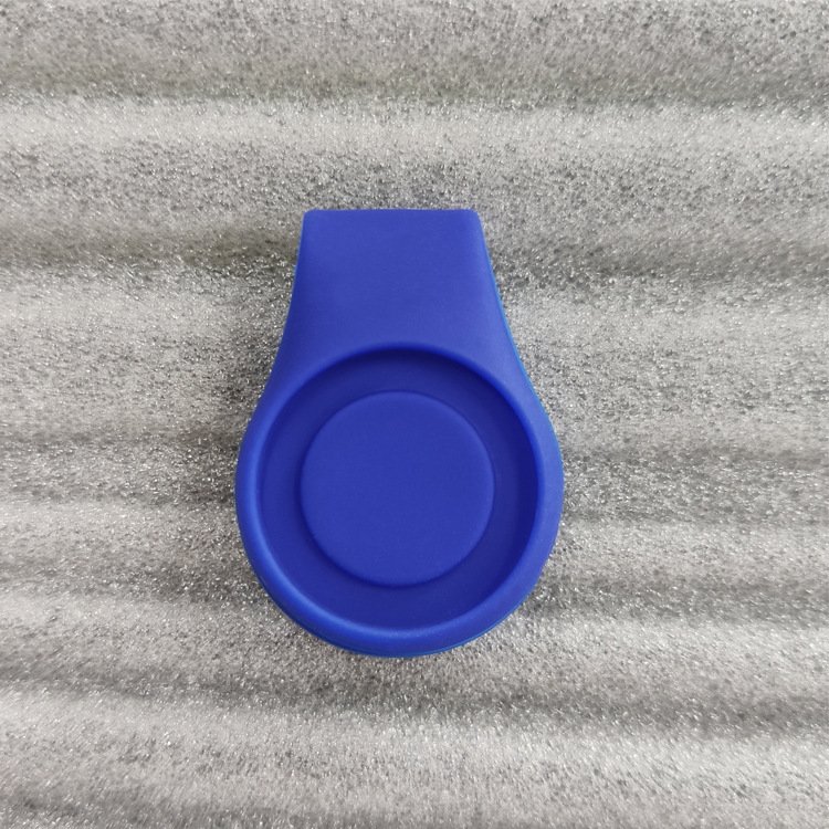 New Magnetic Golf Hat Clip Golf Marker Clip Soft Silicone Custom Logo Golf Accessories