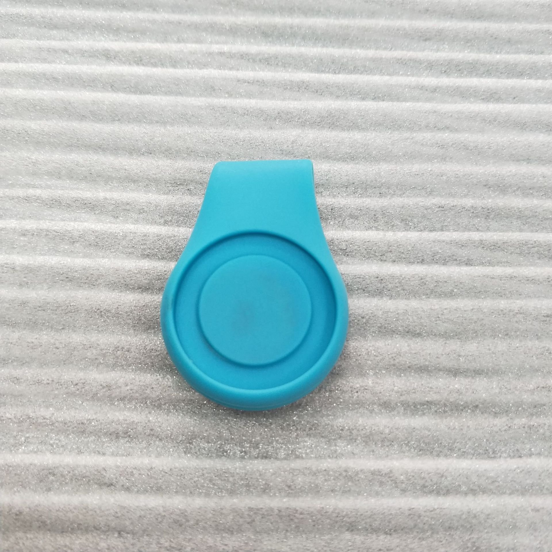 New Magnetic Golf Hat Clip Golf Marker Clip Soft Silicone Custom Logo Golf Accessories