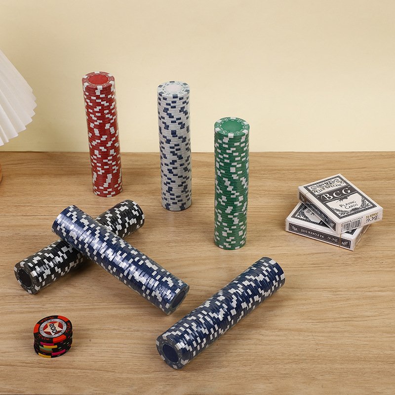 Poker Chips Set Deluxe Poker Game Case With 500 Chips Professional Poker Chip Set