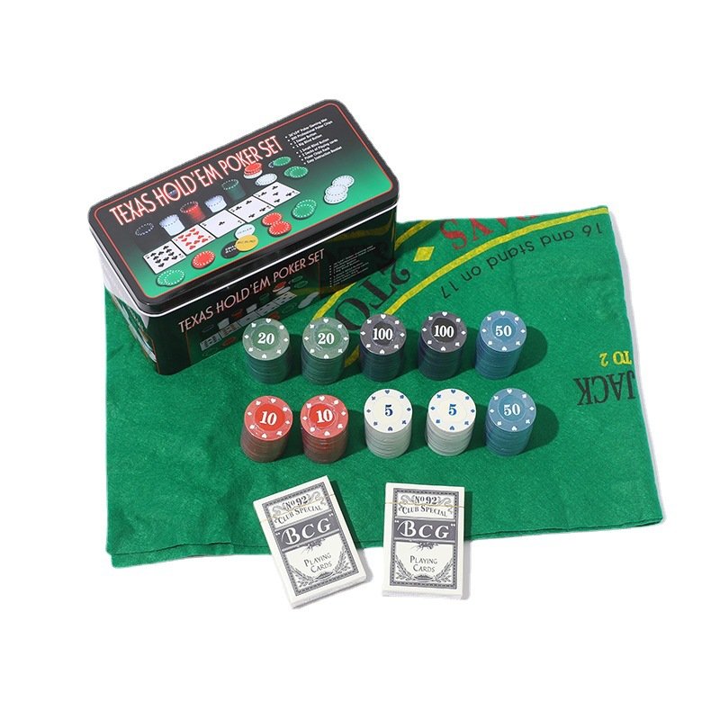Poker Chip Game Set in Tin Box Blackjack Poker Set With Table Cloth Chip Poker Playing Game For Party