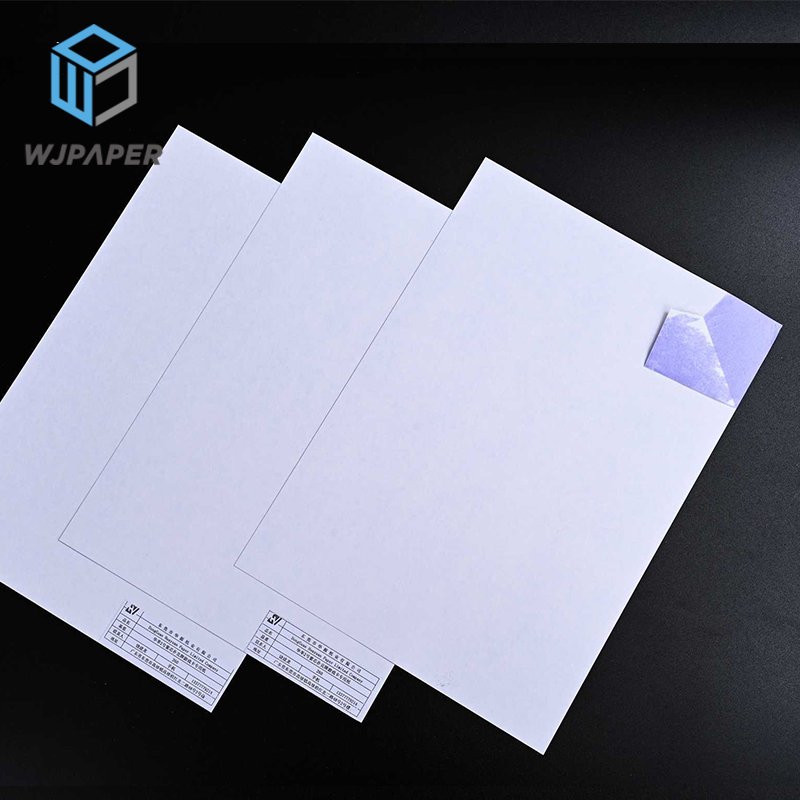 260 270 280 290 300 310 Gsm Poker Paper Raw Material Waterproof Playing Cards High Bulk Purple Core Paper