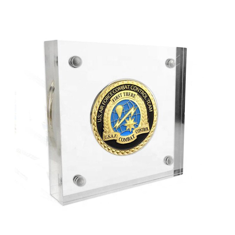Custom Clear Challenge Coin Display Frame with Magnetic Acrylic Plastic Coin Medal Display Holder Protection Case for Poker Chip