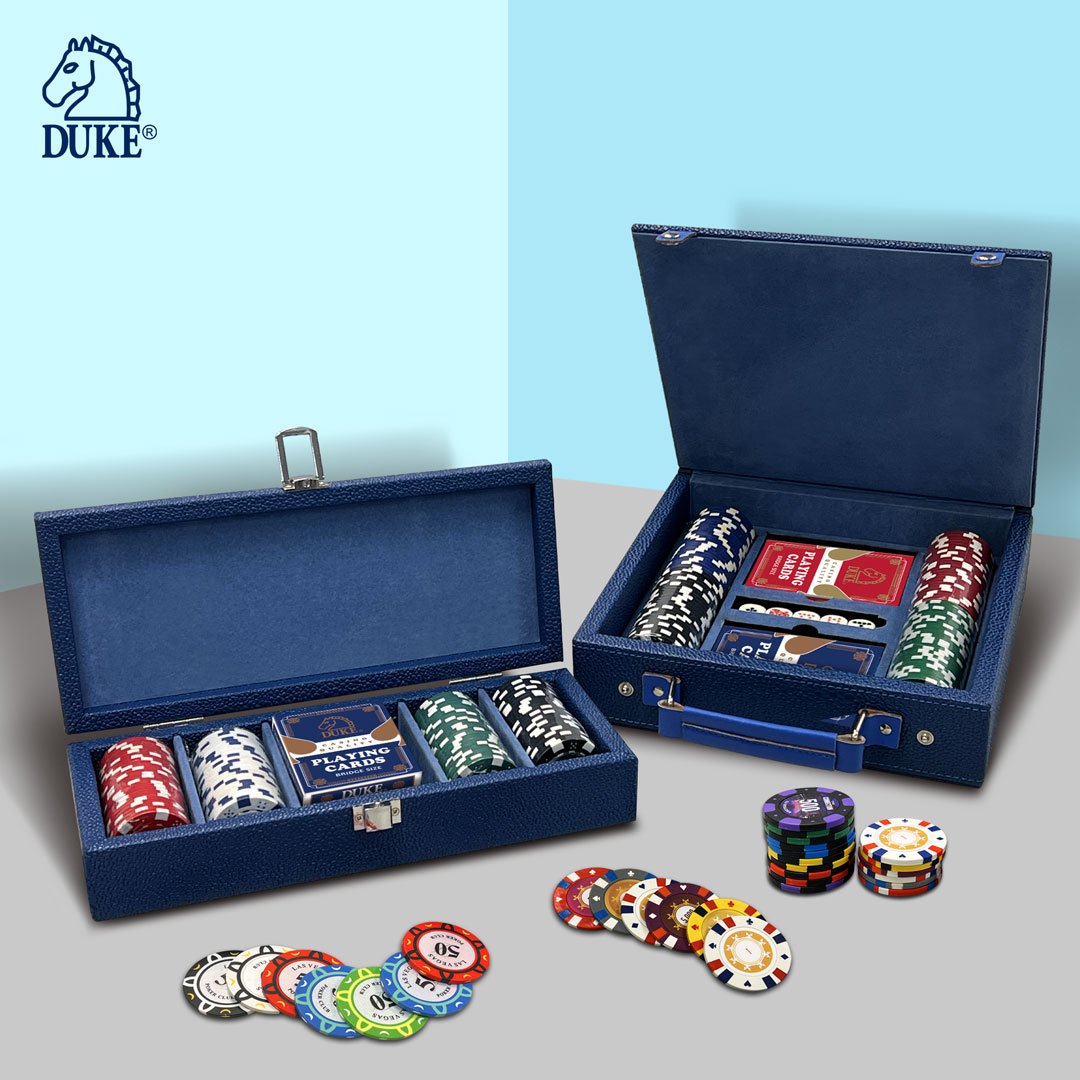 Poker Chip Set in Leather Case - 100 Pieces