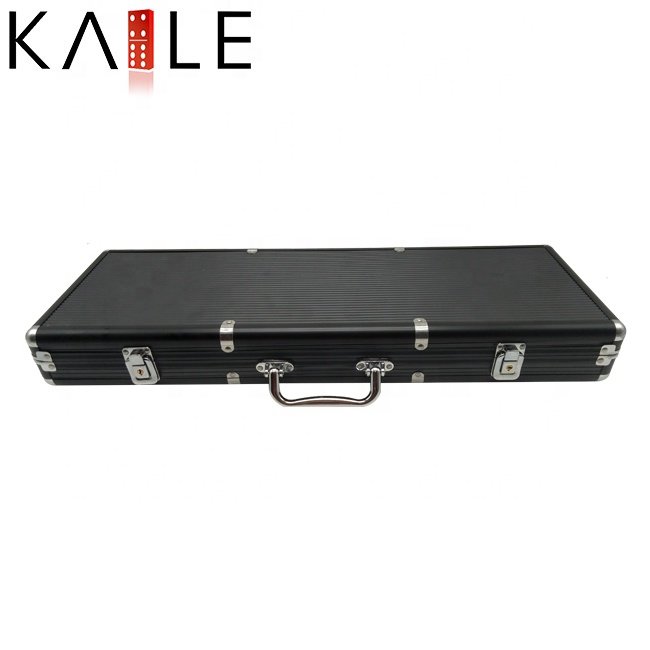 High Quantity Clay Poker Chips Set with Black Round Corner Aluminium Case