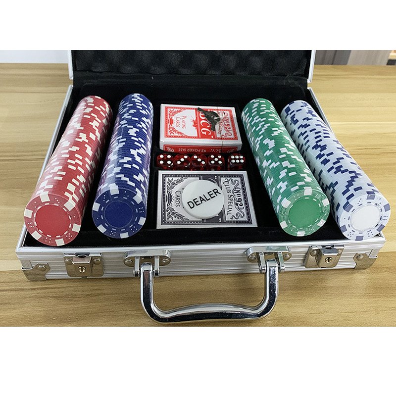 LANDER-MAN Wholesales 100PCS Custom Poker Chips Set With Case Poker Set