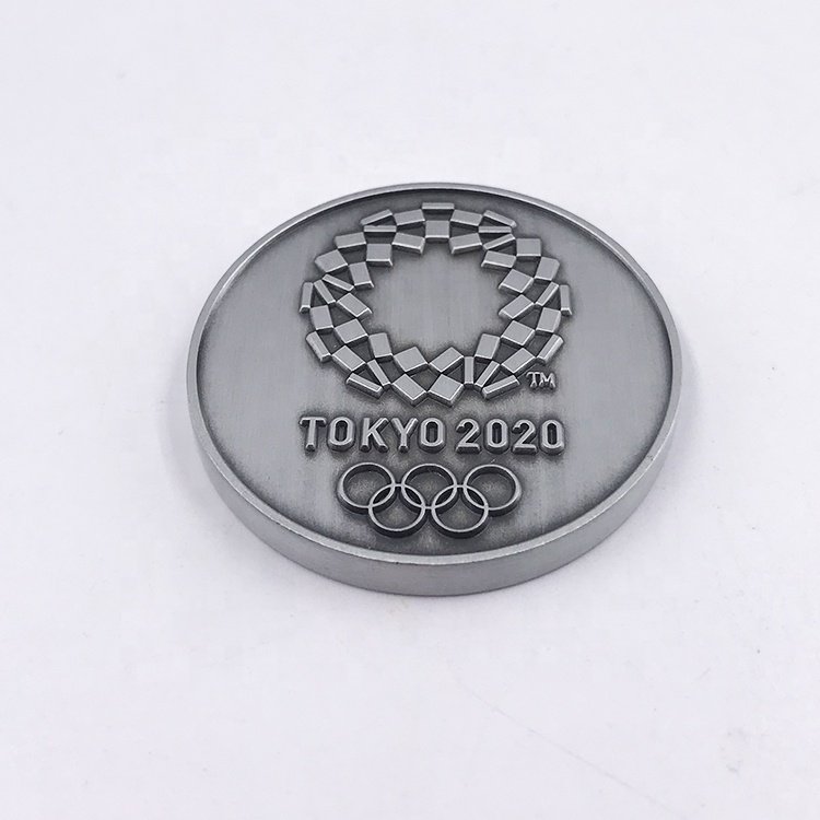 Custom Metal poker chips Magnetic golf marker Poker Chip Removable Ball Marker Poker Chips