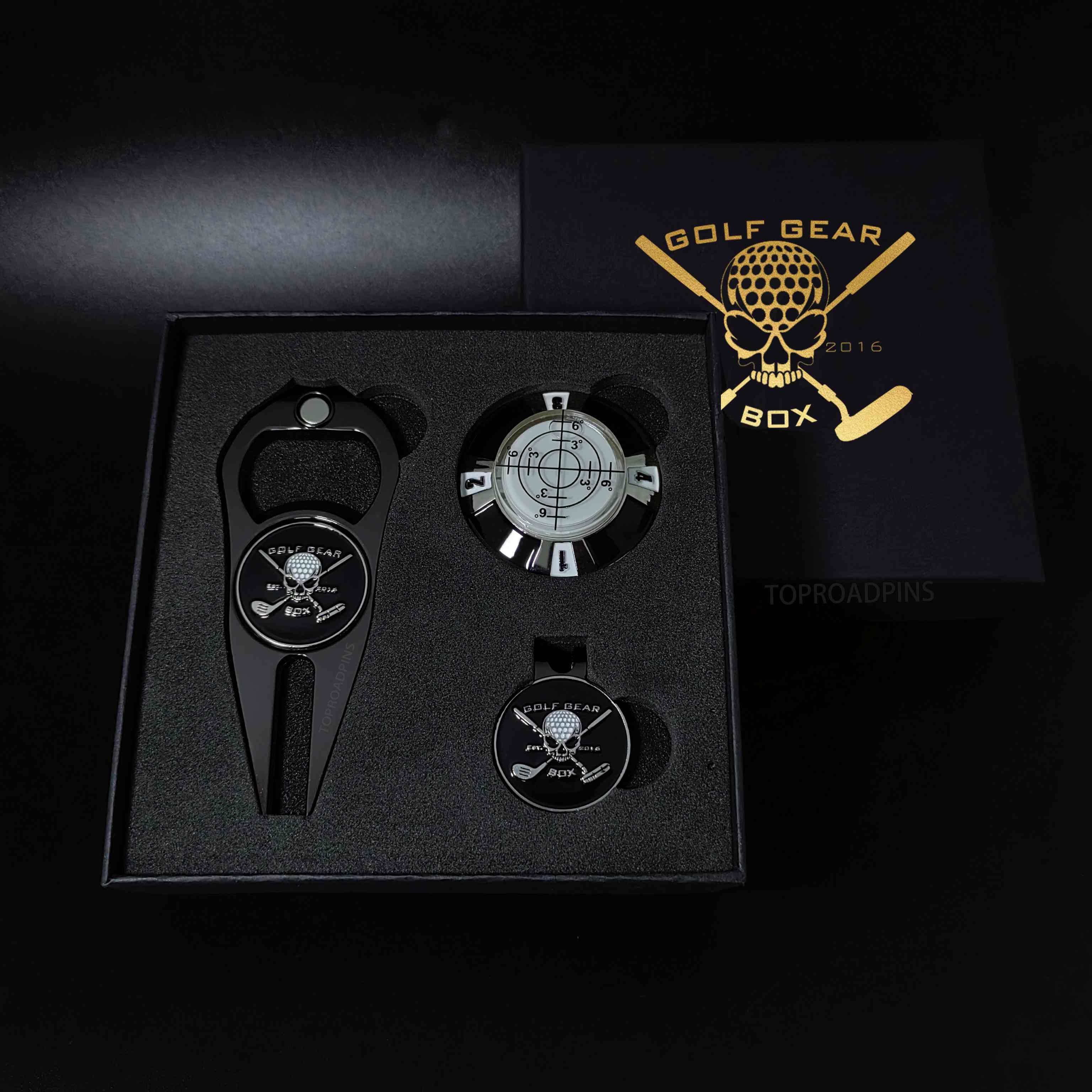 Custom Golf Divot Tool Hat Clip Poker Chip Ball Markers Hat Clip Golf Putting Aid Round Bubble Level High Precision green Reader
