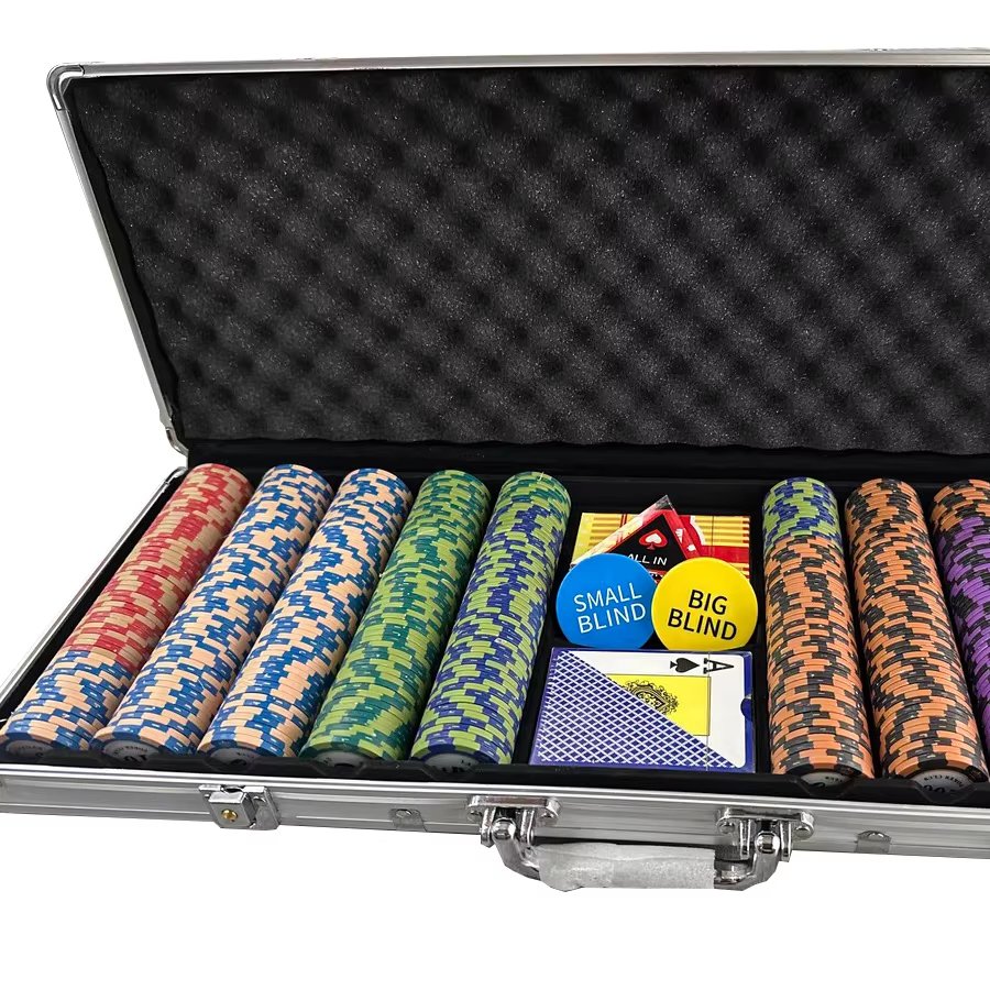 Black Mahogany Aluminum Case for 500 Poker Chips for Storage and Transport with Casino Plaques