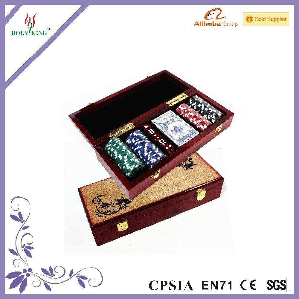 Casino Poker Chips With Wooden Case