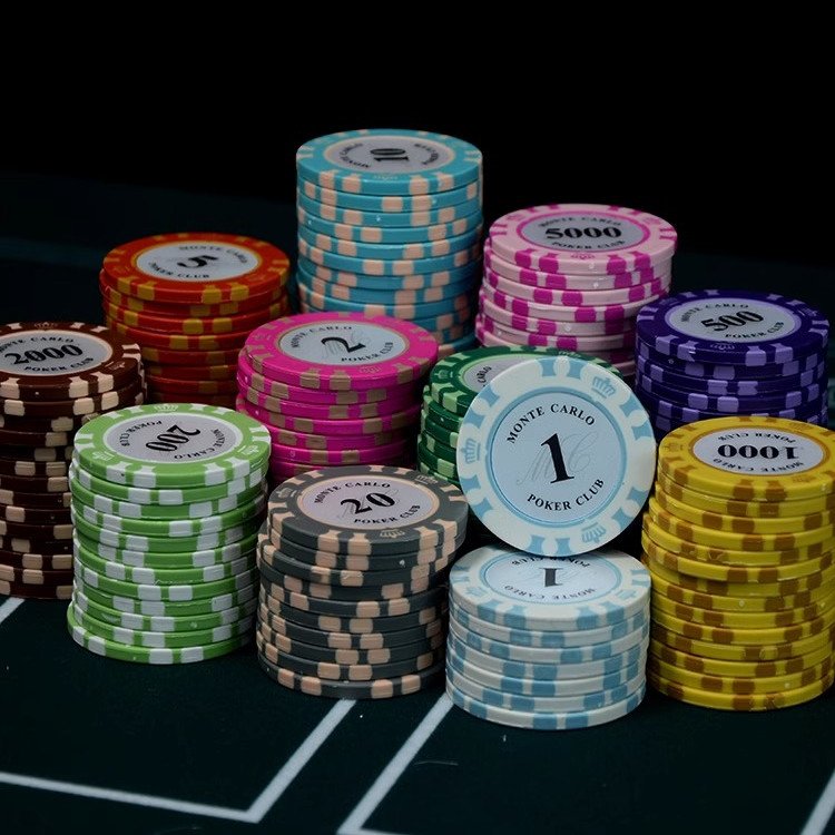 Wholesale 40mm Clay Poker Chips With Numbers 14g Casino Gambling Game For Texas Hold'em Blackjack