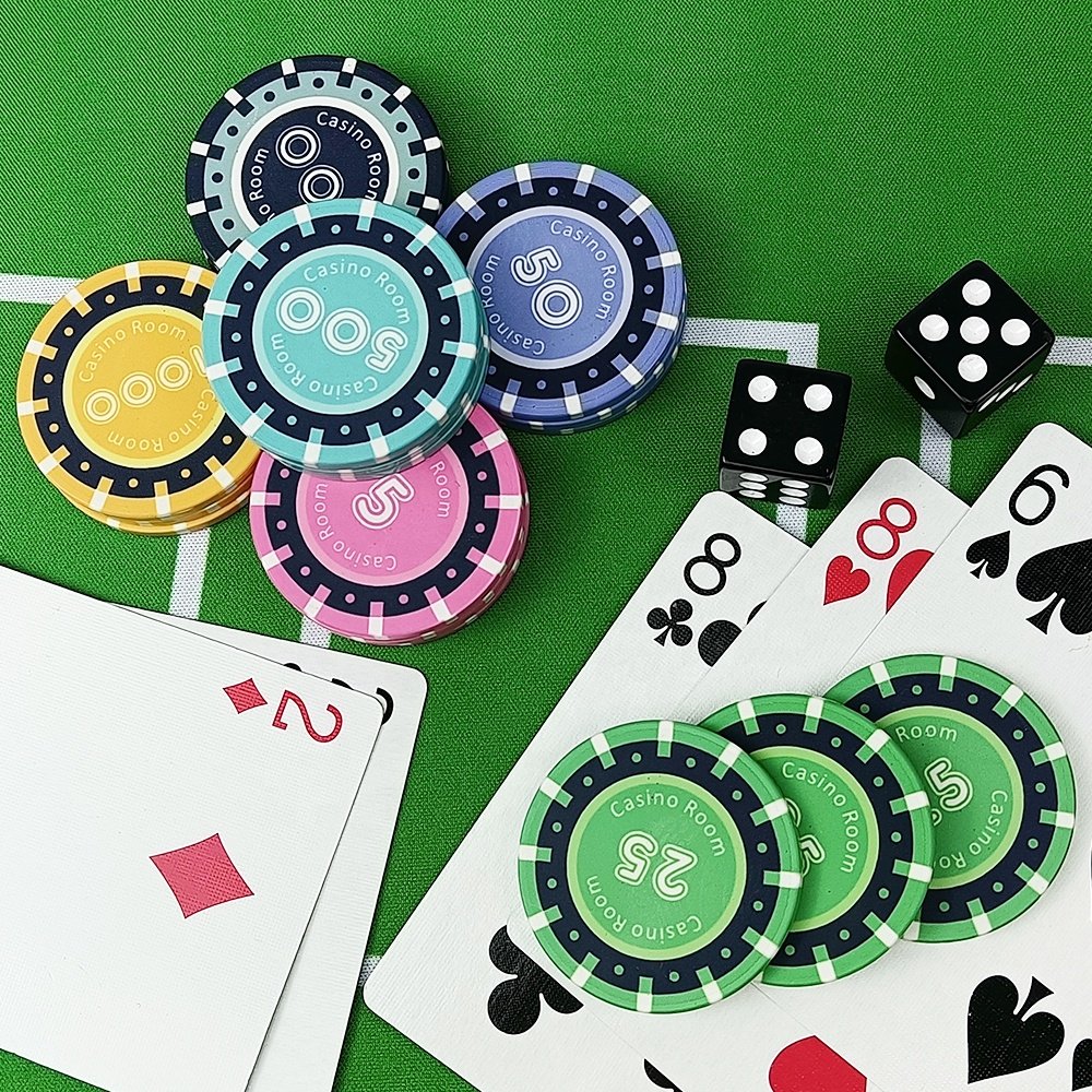 Free design free sample 39mm ceramic poker chips 10g customized logo with cash value round chip for casino gambling game