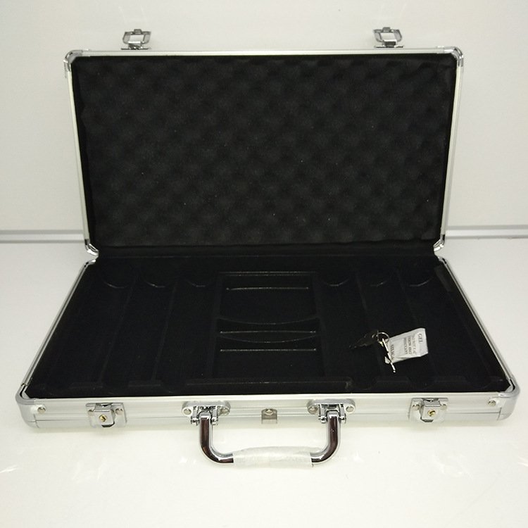 Professional 300 poker Chip set Box Portable trunk Toolbox custom poker chips set in aluminum case Silver display box sample box