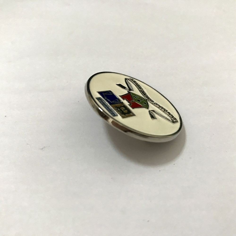 Premium Golf Ball Marker and Shoe Clip Malbon Golf Glove with Magnetic Ball Marker