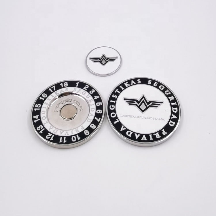 Customized magnetic golf poker chip set ball marker metal coin custom golf poker chip