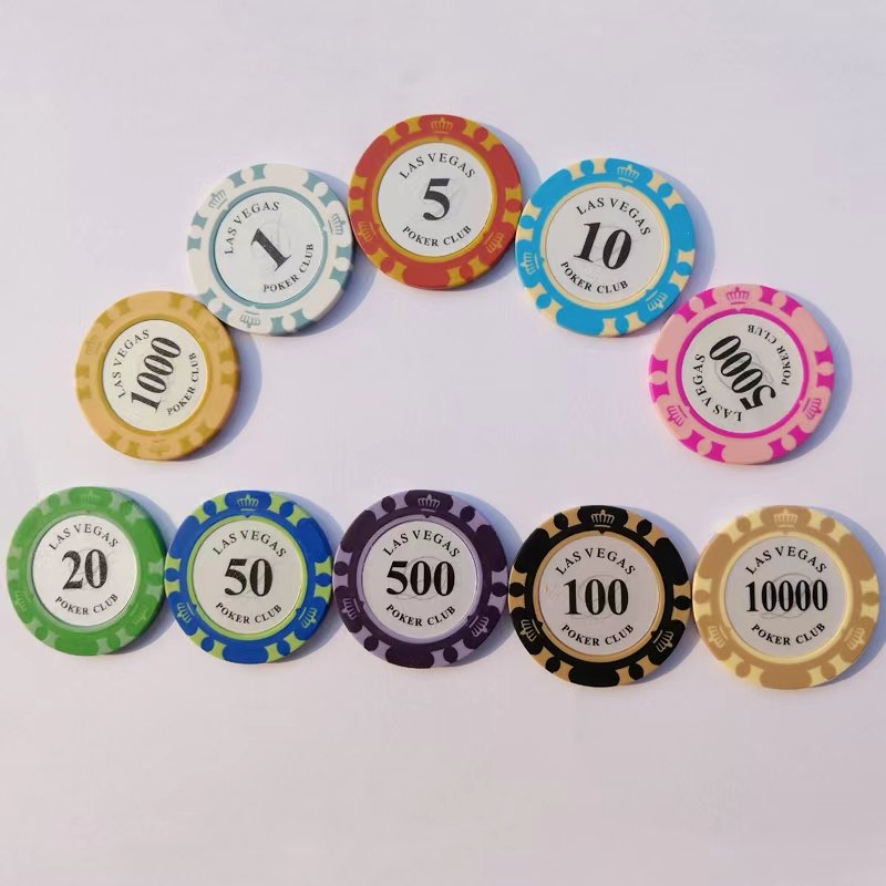 Free design and sample 10g ceramic poker chips tournament 39mm custom logo from China manufacturers for casino poker game