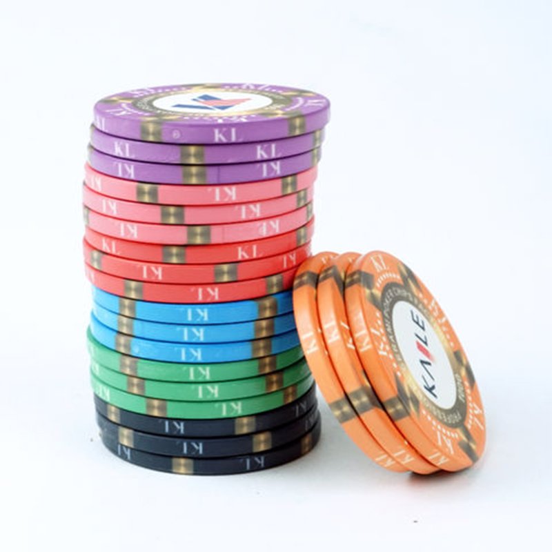 Professional factory supply entertainment products Custom design 10g ceramic poker chips for casino