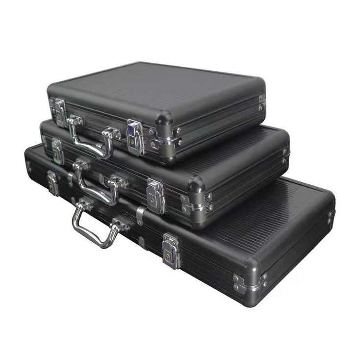 Durable aluminum case 500 chip poker set casino games