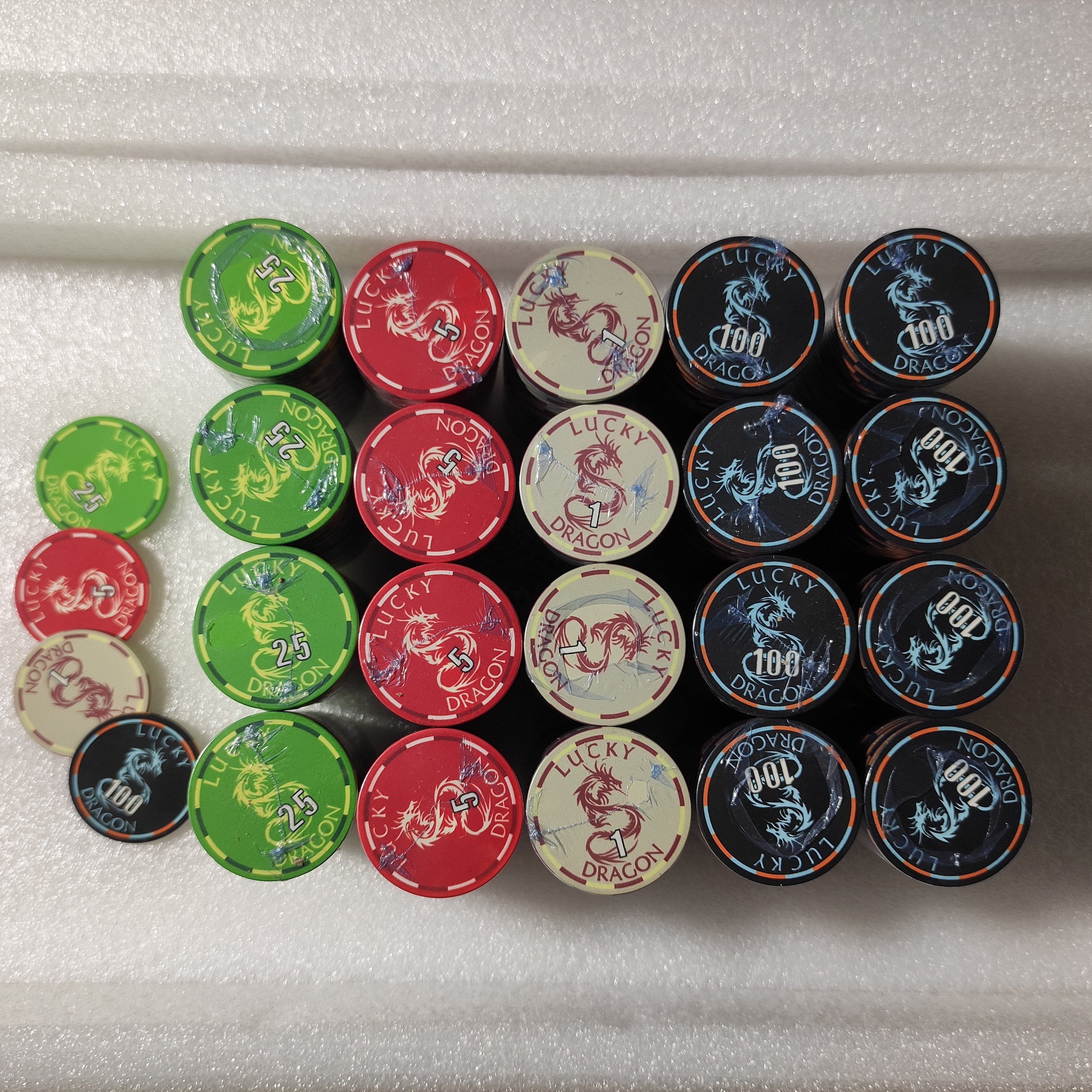 Personalized 10G lucky dragon ceramic poker chips sets 100 200 300 500 with your denominations