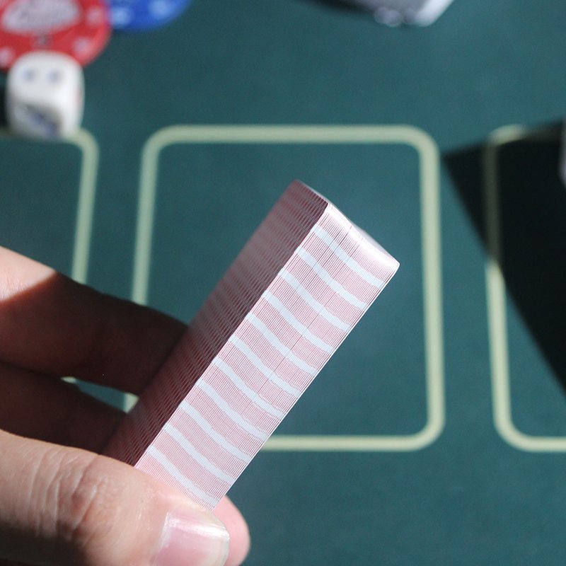 Customized Specializing In The Production Of Durable Recyclable Waterproof Playing Cards Plastic High Quality Playing Cards