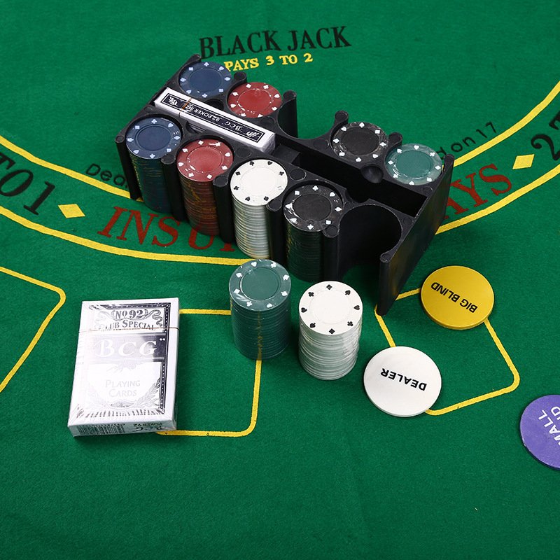 Factory Custom Cheap Blanks Clay Entertainment Mat Gift Box Set Cast Iron Custom Poker Chips With Case