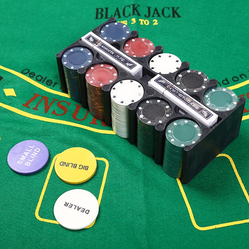 Factory Custom Cheap Blanks Clay Entertainment Mat Gift Box Set Cast Iron Custom Poker Chips With Case
