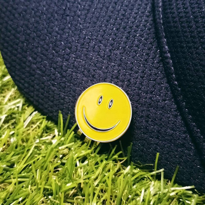 Smile Face Golf Ball Marker Hat Clip Custom Golf Ball Markers Golf Divot Tool Bulk Metal Iron Promotional Gifts Metal Plated 14g