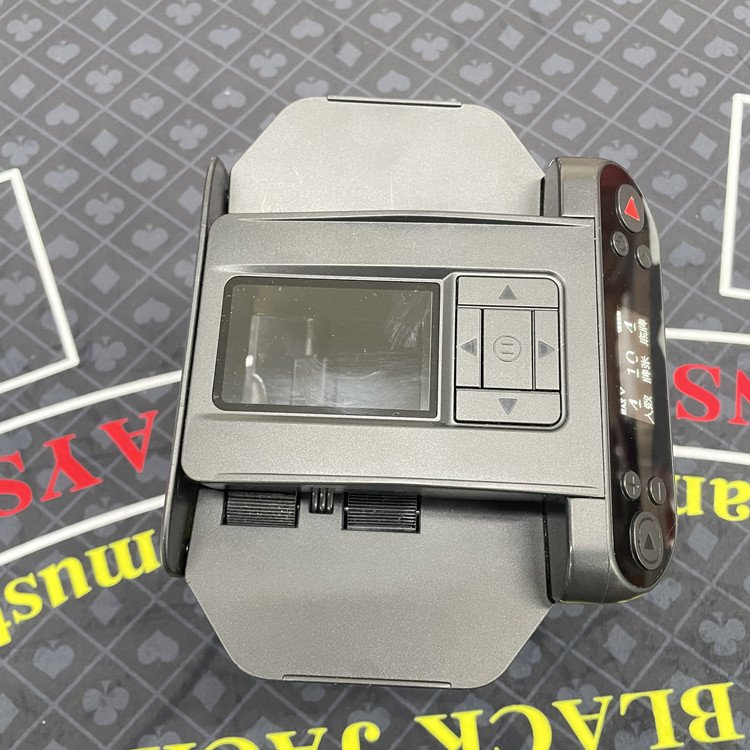 Mini Automatic Distributing Poker Machine Playing Cards Dealer on Poker Table Top Distributing Poker Plaques for Card Game