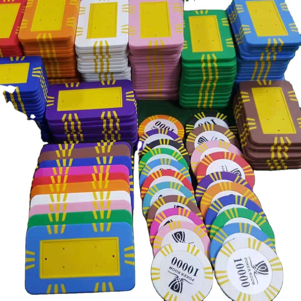 Casino quality clay poker chip with customised colour and logo in lay 14 gm casino chip