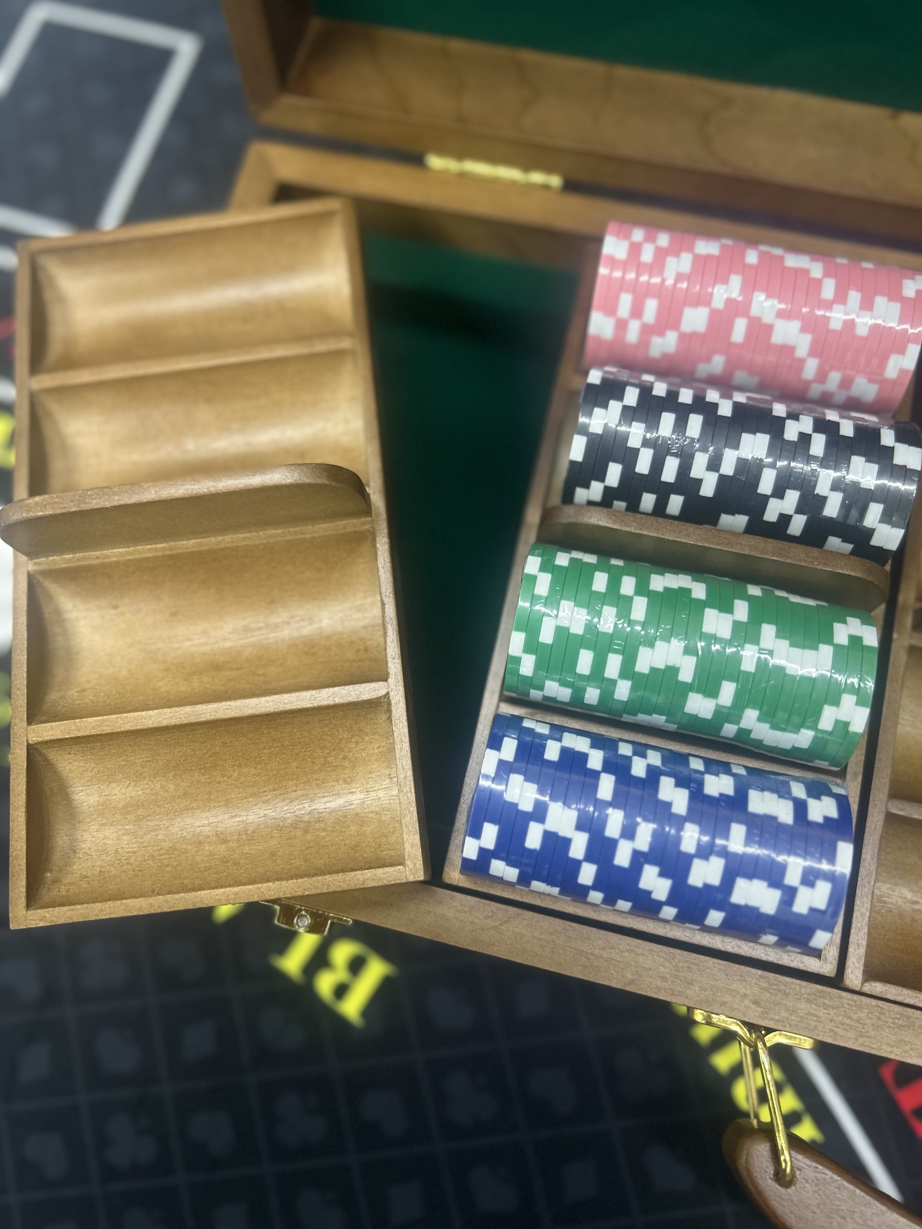 Wholesale 14g 39mm Casino Professional Luxury Clay 600/1000 Poker Set Box Set De Poker Chip Set