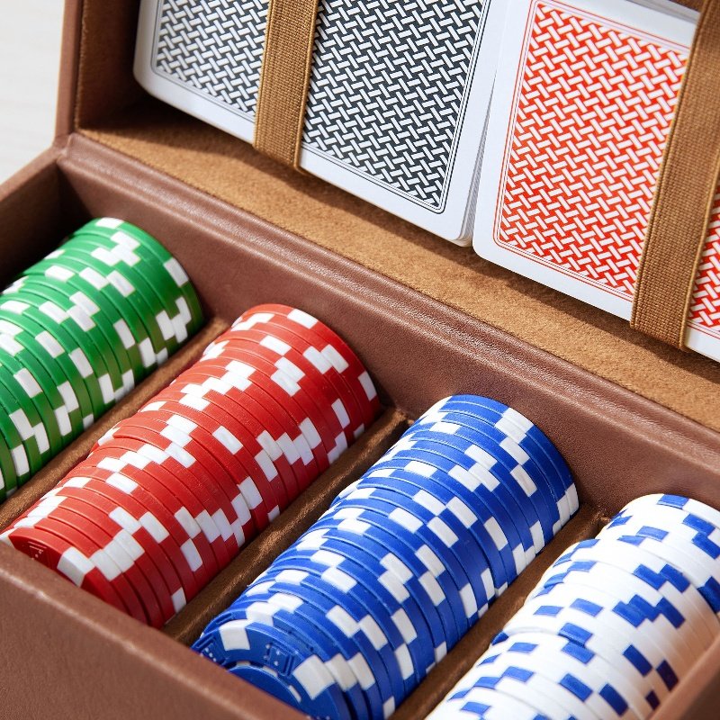 High quality wholesale Deluxe Travel Portable custom Brown leather poker chip set box with case