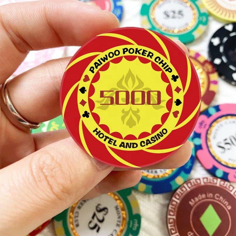 Ceramic Professional Poker Chips Set for Casinos 200pcs poker case chips