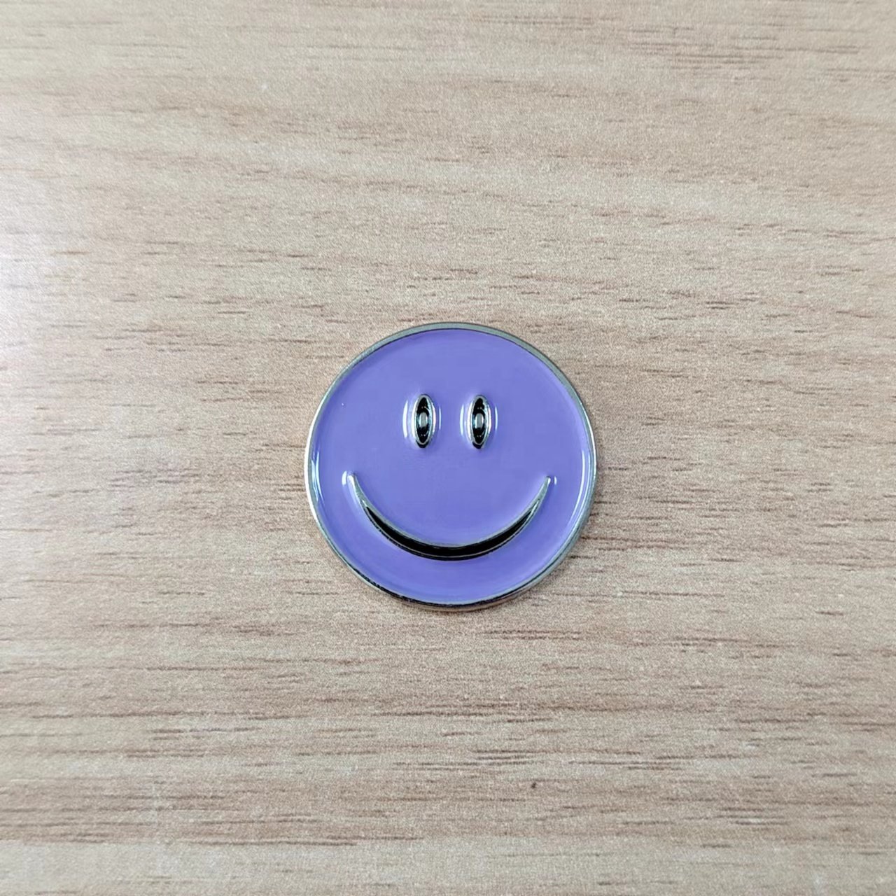Manufacture Smile Face Golf Ball Marker Custom Logo Metal Golf Ball Markers Golf Divot Repair Tool Accessories