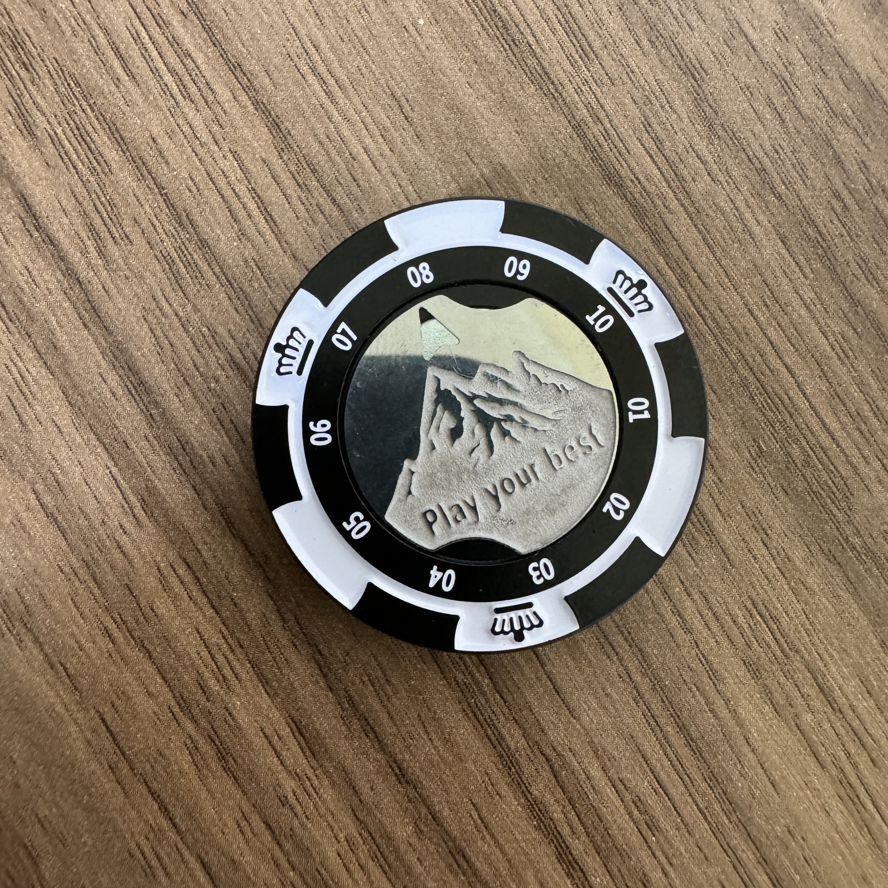 Creative Poker Chip Ball Marker Golf Putting Green Reading Aid Bubble Level High Precision Alignment Reader Tool Ball Marker