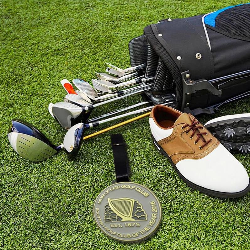 Custom metal golf bag tag with crystal Embossed golf luggage tag with leather strap