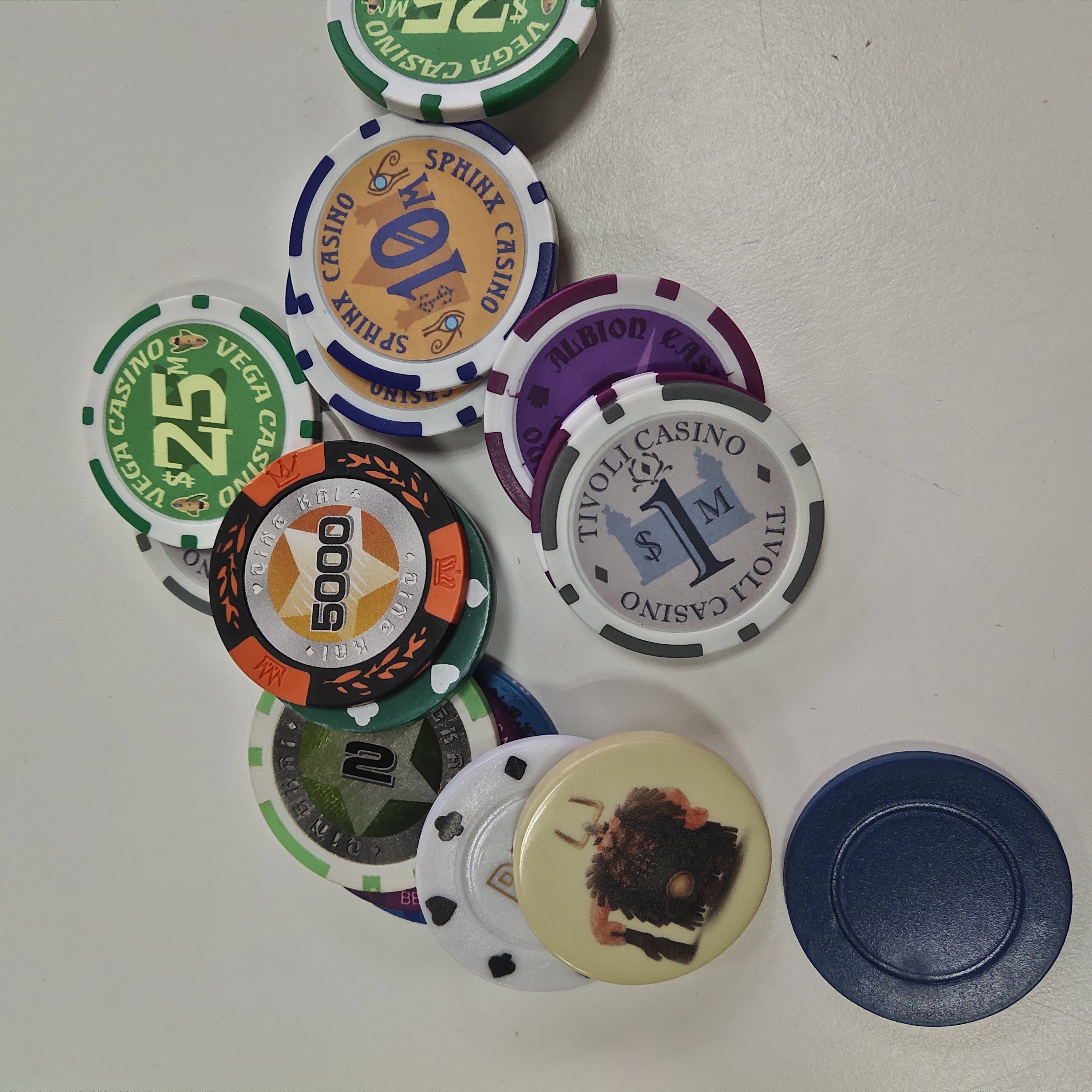 China factory manufactured bulk custom blank poker chips customized logo chips for casino