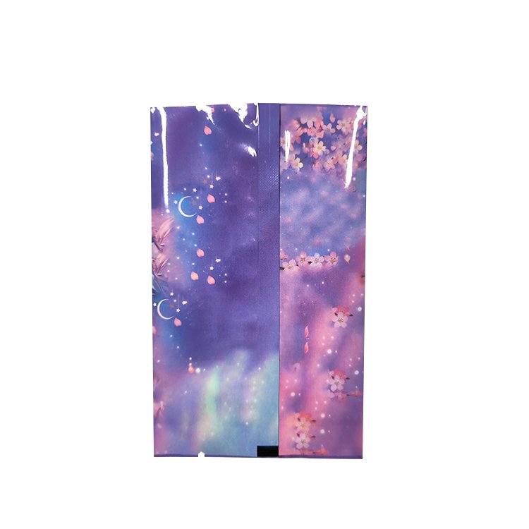 Wholesale Sliver Back Seal Game Card Colorful Printed Toy Aluminum Foil Trading Cards Poker Packaging Bags
