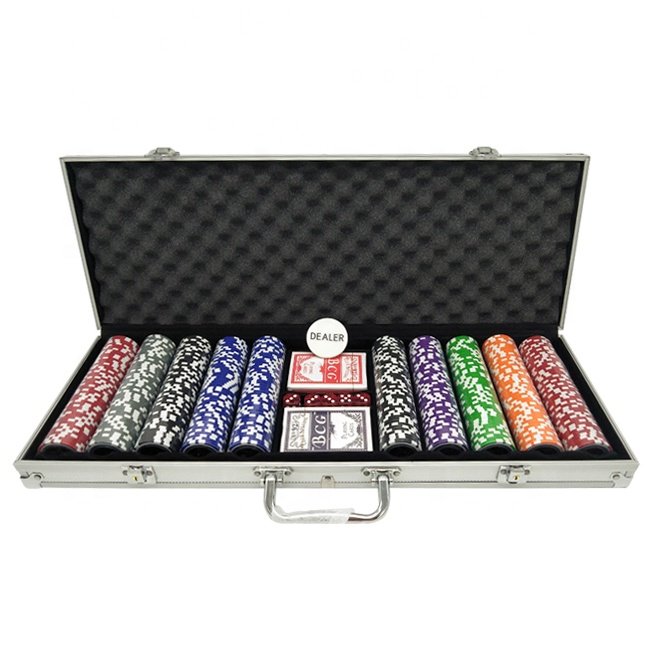 500 pcs Clay poker chips with silver aluminum case set include 2 sets poker cards and 1 white dealer