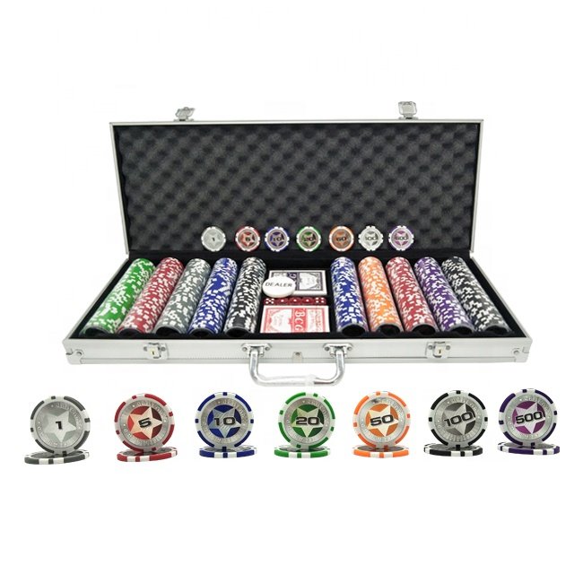 500 pcs Clay poker chips with silver aluminum case set include 2 sets poker cards and 1 white dealer