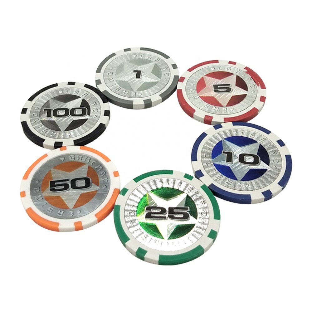 Wholesale casino game 300 piece 14g clay poker chips set with poker cards dices dealer in a silver aluminium case