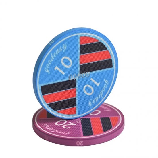 Poker Chips Set 500pcs Aluminium Case Packaging OEM custom poker chips