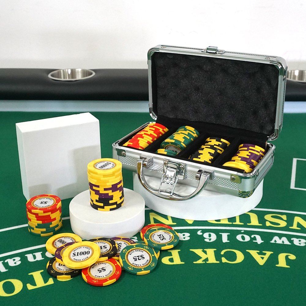 Portable Silver Aluminum Organizer 100pcs Texas Hold'em Poker Chip Set Custom Clay Ceramic Face Value Casino Chip Set