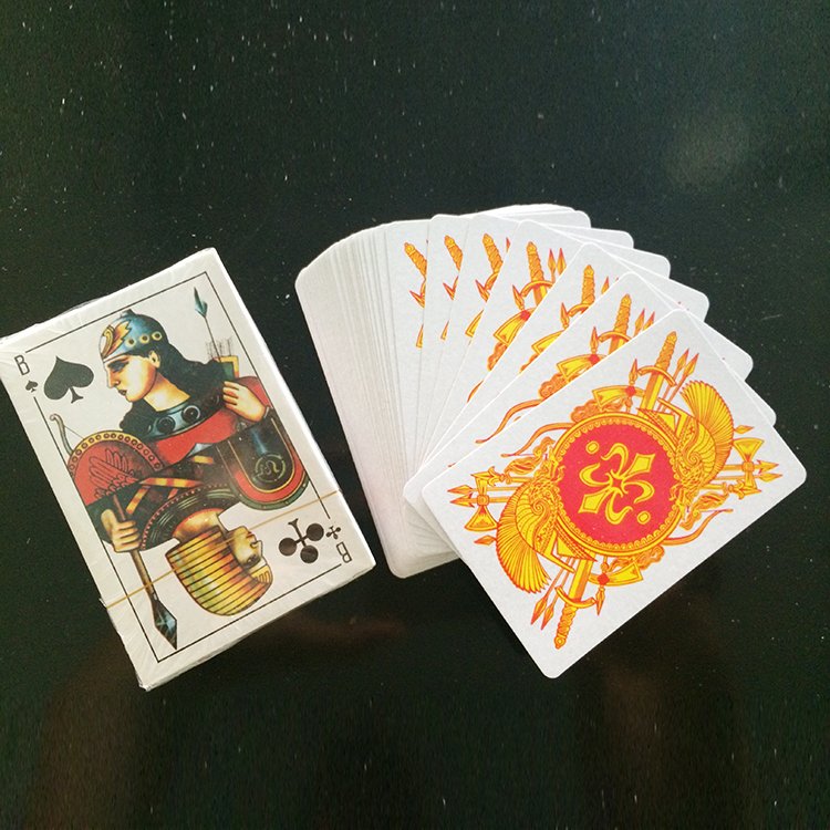 Popular Customized Design plastic spanish playing cards