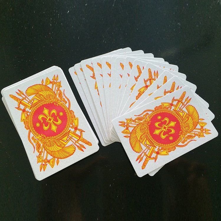 Popular Customized Design plastic spanish playing cards
