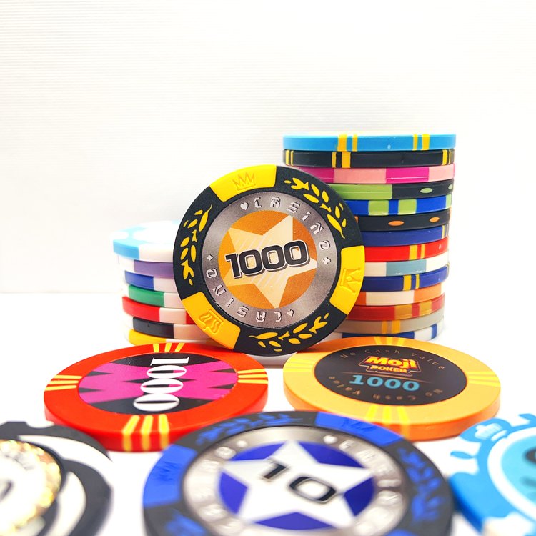 Discount Supplies Bulk Wholesale Personalize Logo Clay Small Denomination Poker Chips With Two Sides Printing Sticker