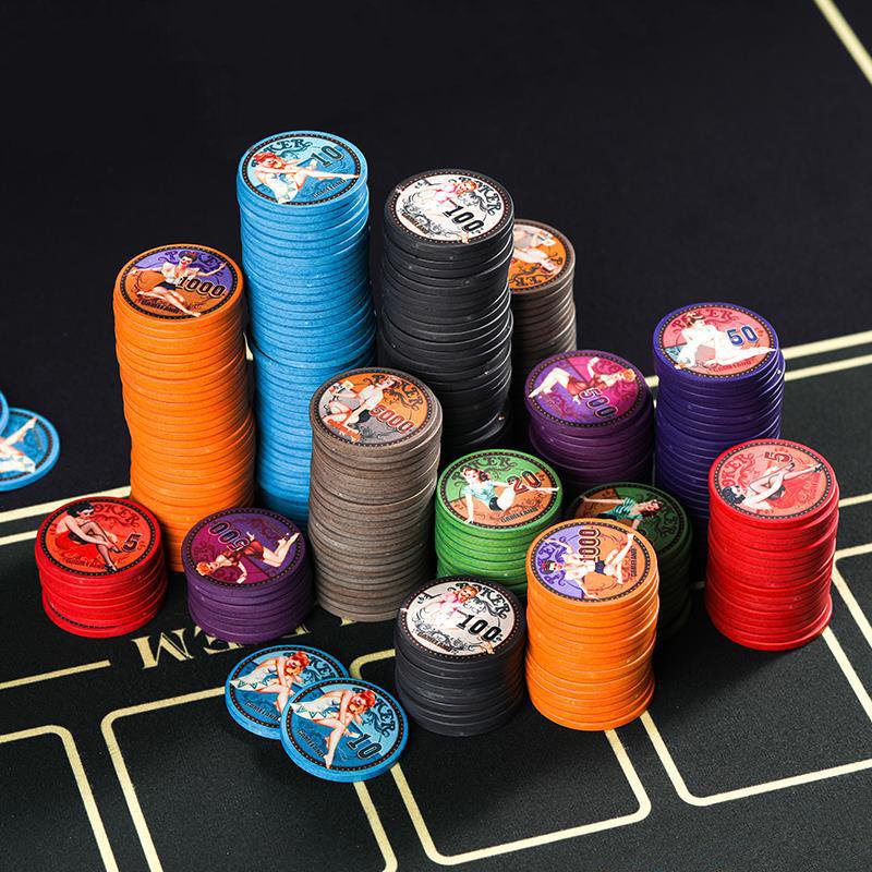 Yexi Custom Beautiful Girl Poker Chip 43mm Texas Casino Ceramic Poker Set Board Game Round Coins Supplier Poker Chips Gambling