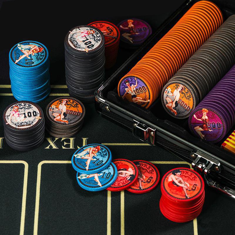 Yexi Custom Beautiful Girl Poker Chip 43mm Texas Casino Ceramic Poker Set Board Game Round Coins Supplier Poker Chips Gambling